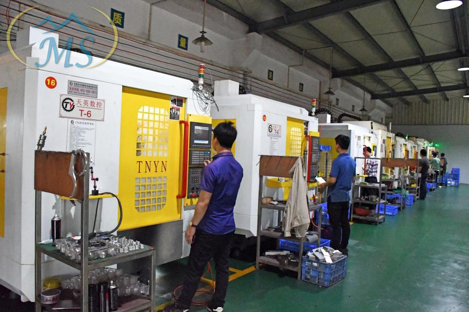 Hình mình hoạ việc làm cơ khí - 10 ngành nghề xuất khẩu lao động nhật bản lương cao 2023