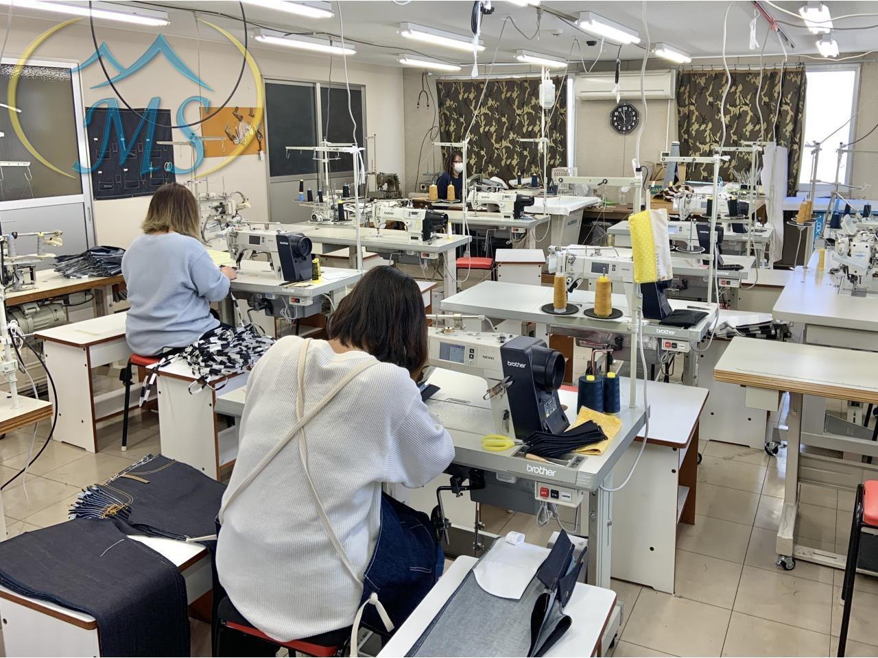 Hình mình hoạ việc làm may mặc - 10 ngành nghề xuất khẩu lao động nhật bản lương cao 2023